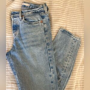 Levi’s Wedgie Jeans